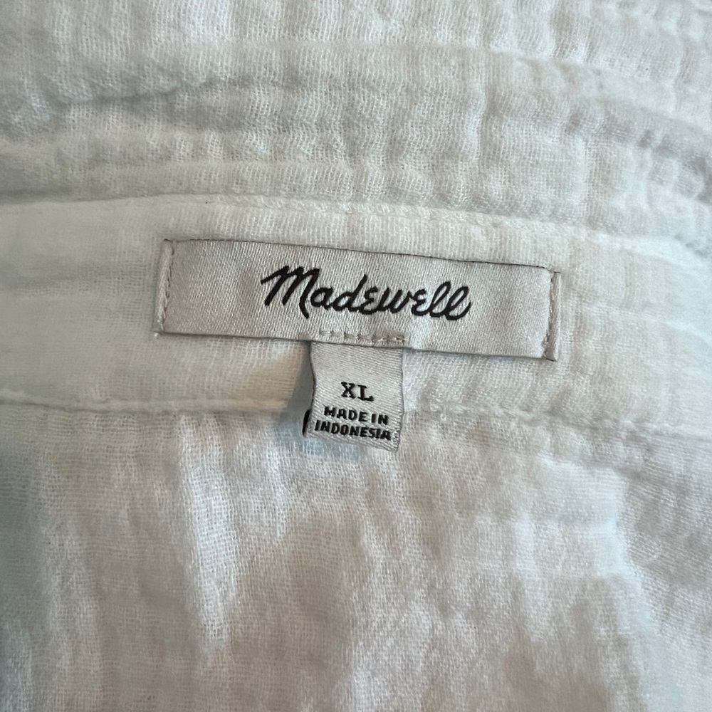 Madewell Lightspun Beachside Crinkle Gauze Cropped button down shirt XL